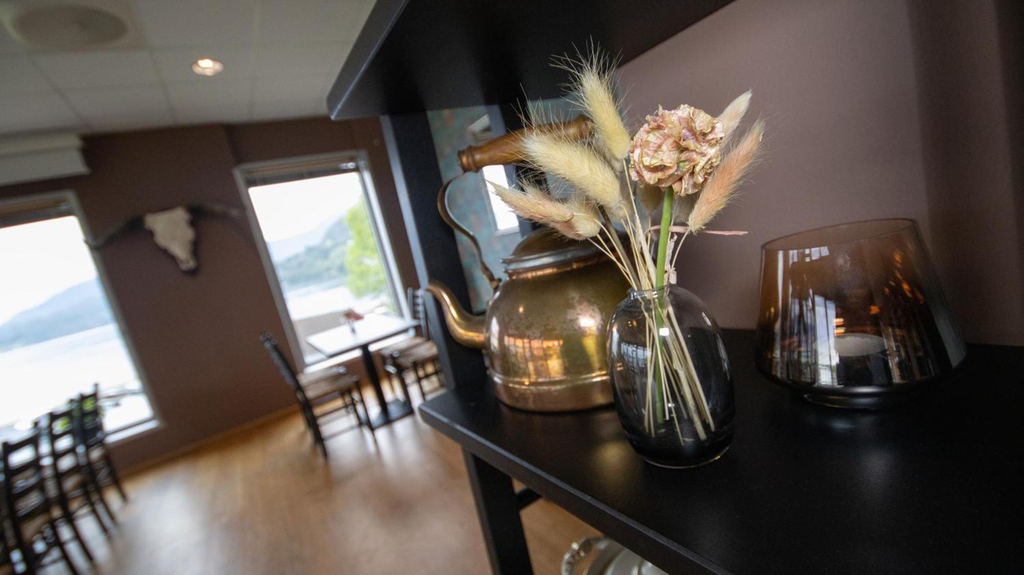 Sleeping Barrel Lodge Smaken Av Ryfylke Event As, Drives Ikke Som Hotell Hjelmeland Exterior foto